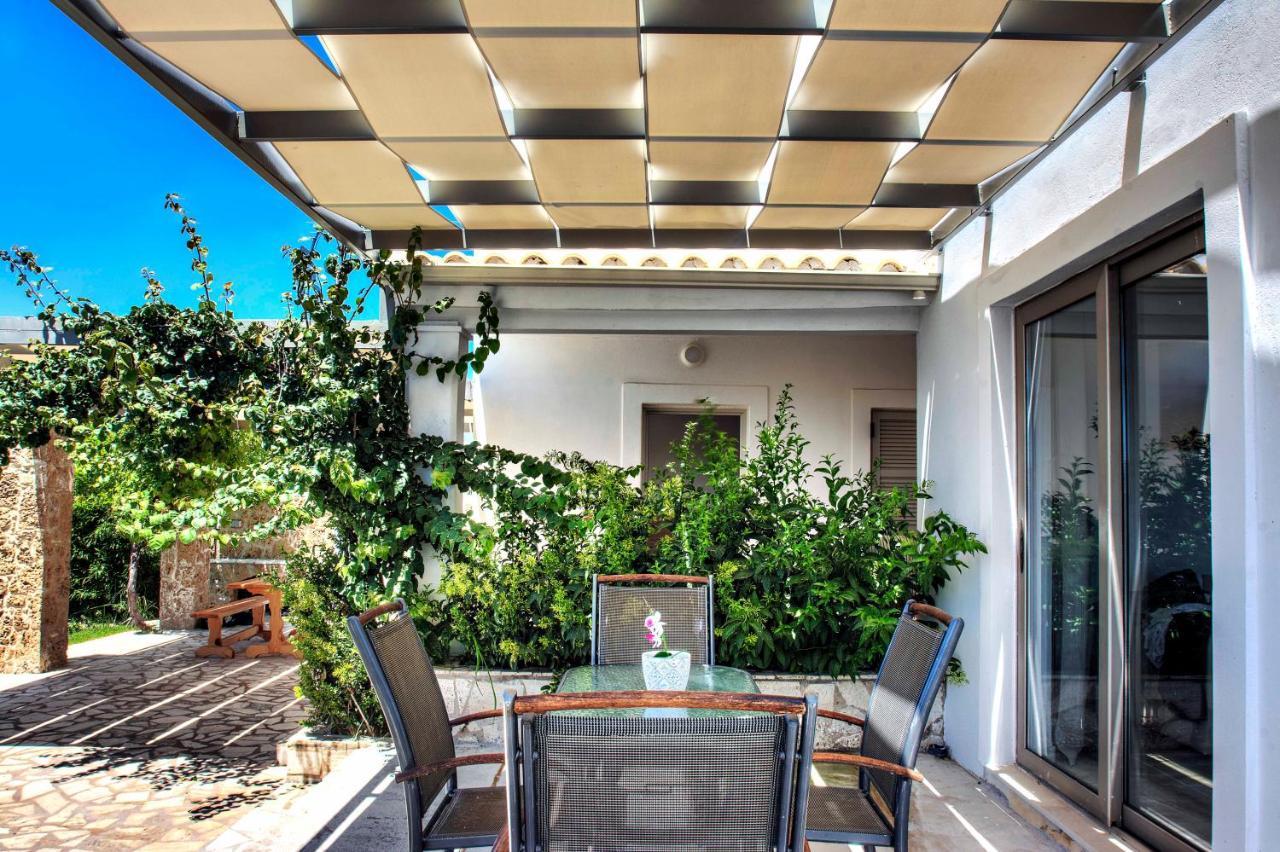 Issos Beach Villa Línia Exterior photo