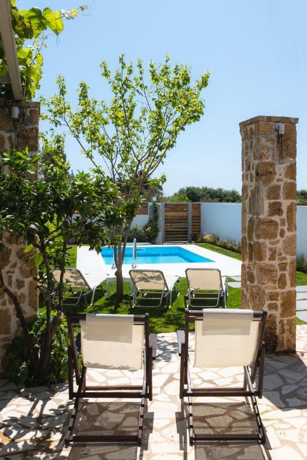 Issos Beach Villa Línia Exterior photo