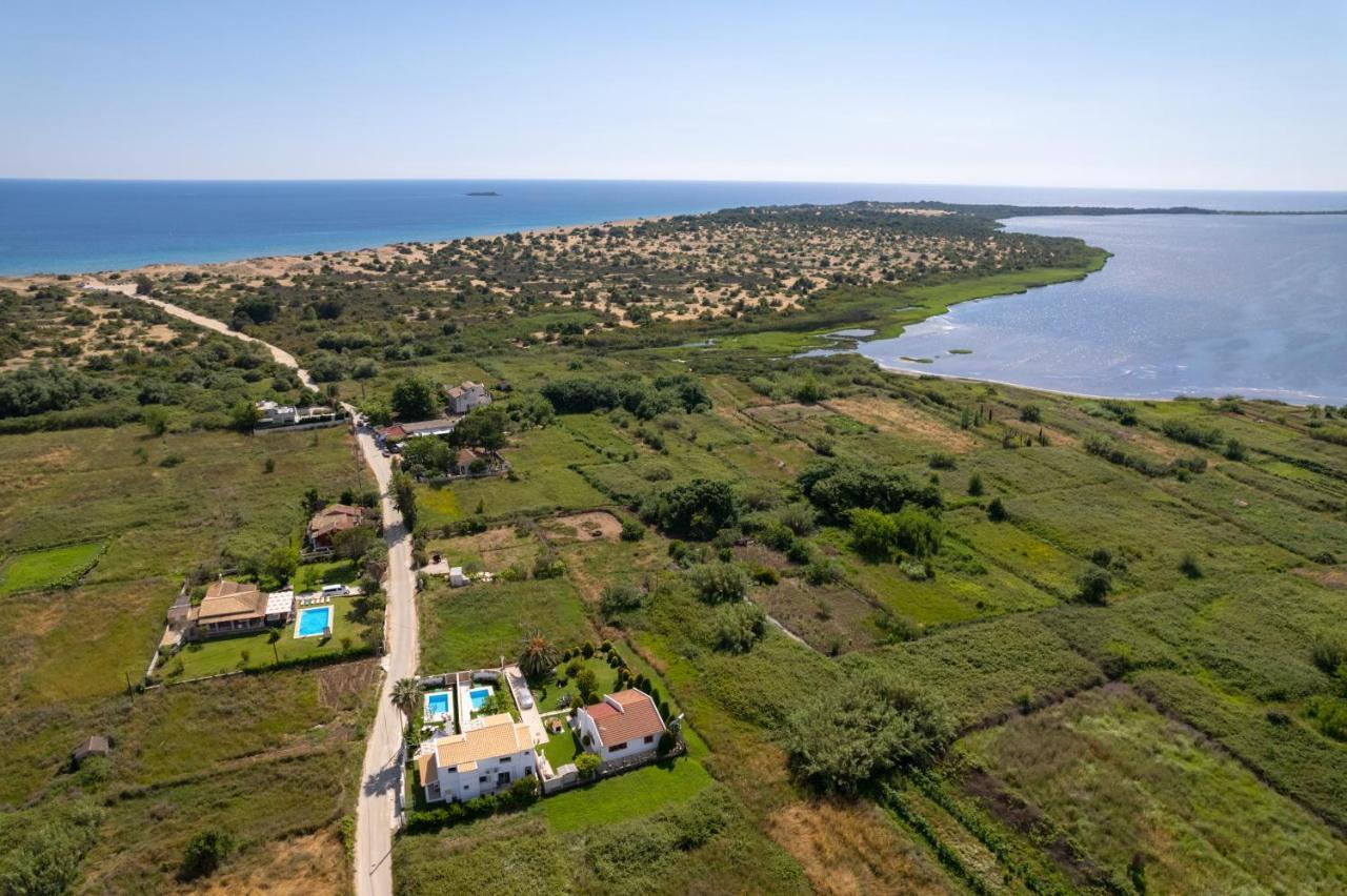 Issos Beach Villa Línia Exterior photo