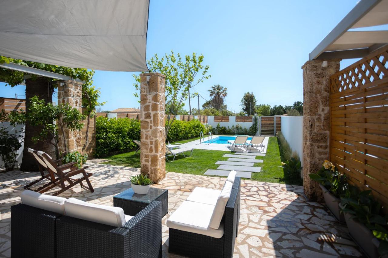 Issos Beach Villa Línia Exterior photo